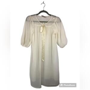 Vassarette Women’s Robe Vintage Puff Sleeve Satin Tie Satin Rosettes Soft Gather